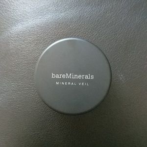 Bare Minerals Illuminating Mineral Veil